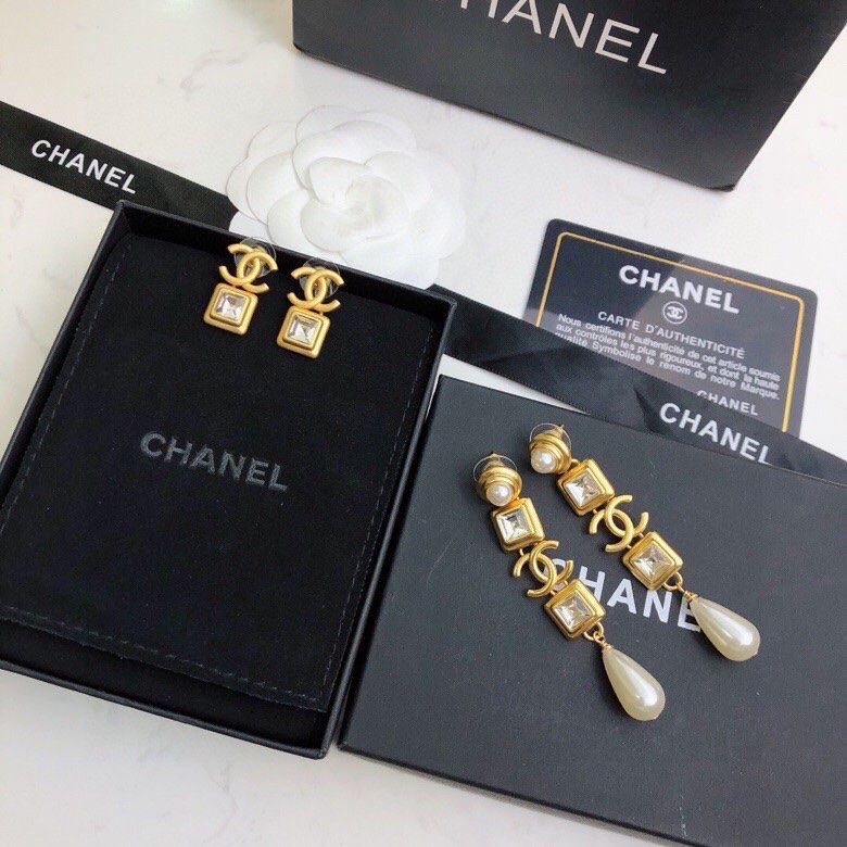 Ch**el earrings